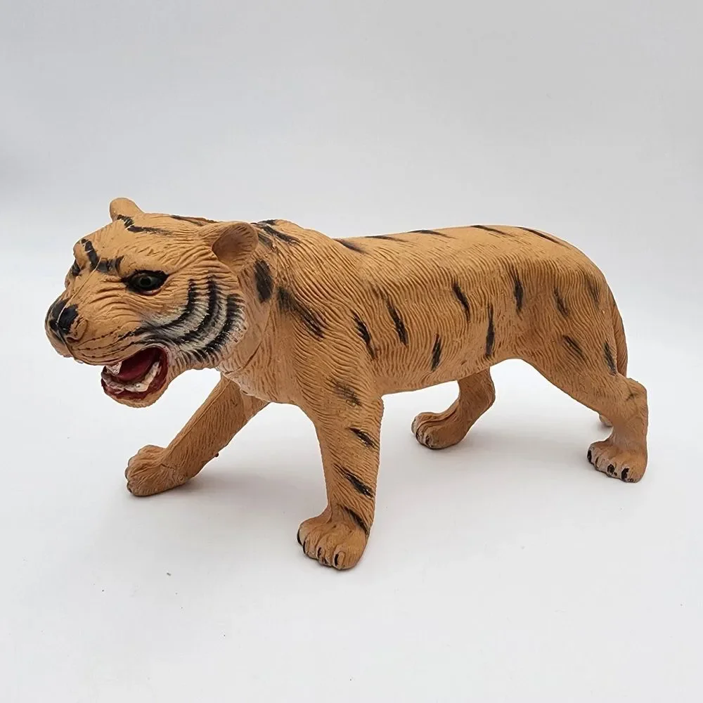 Imperial Toys Tiger‎ Figurine Solid PVC Vintage 11